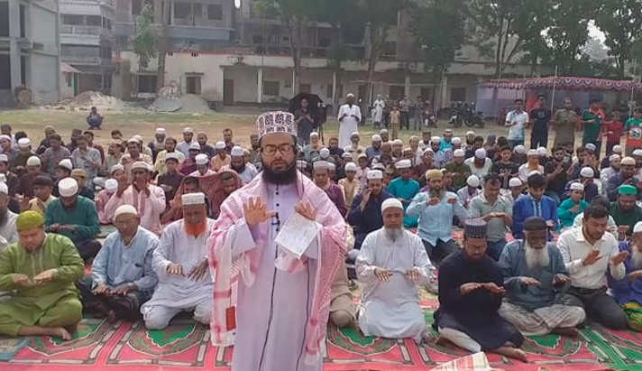 ঝিনাইদহে বৃষ্টির জন্য ইস্তিসকার নামাজ আদায়
