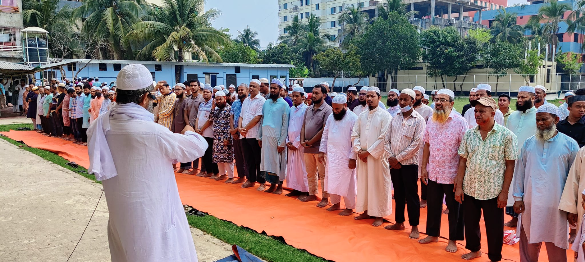 কুমিল্লায় বৃষ্টি কামনায় ইসতেসকার নামাজ অনুষ্ঠিত