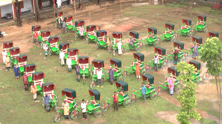 দুই দিনে ৫৯জন দরিদ্র্যকে রিকশা উপহার দিলো আসসুন্নাহ ফাউন্ডেশন